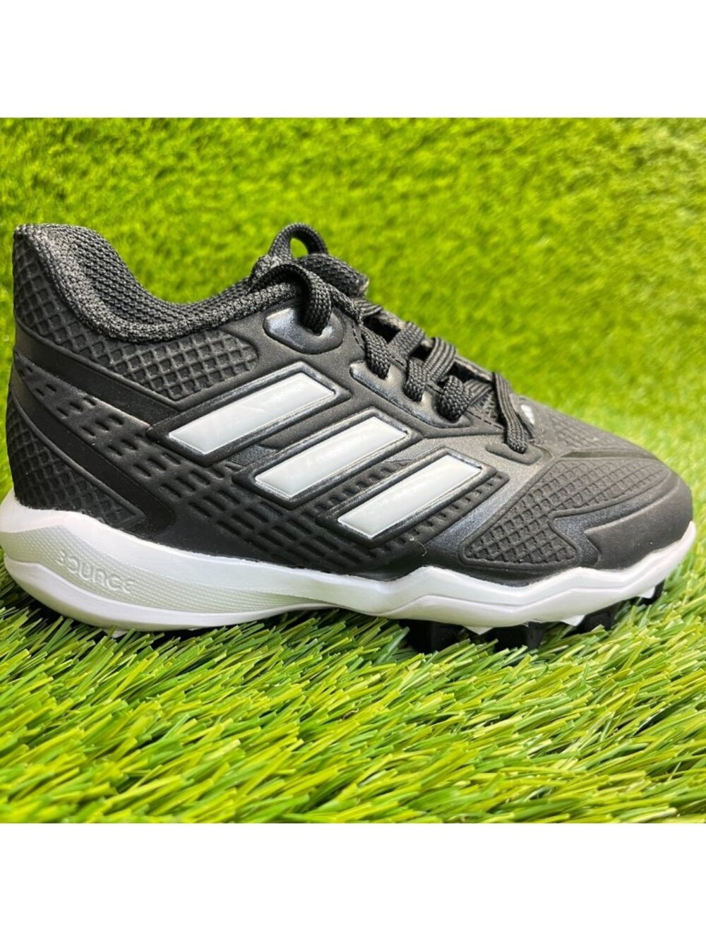 Adidas Icon 8‎ Mid Boys Size 10K Black White Outdoor Running Baseball Cleats